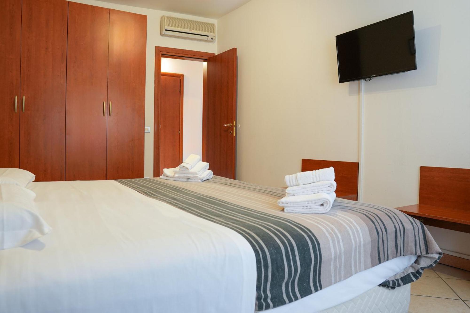 Smart Hotel Ferrara Exterior foto